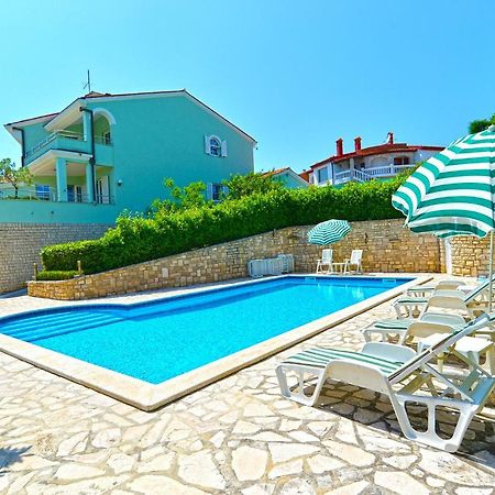 Pool Apartments 624 プーラ エクステリア 写真