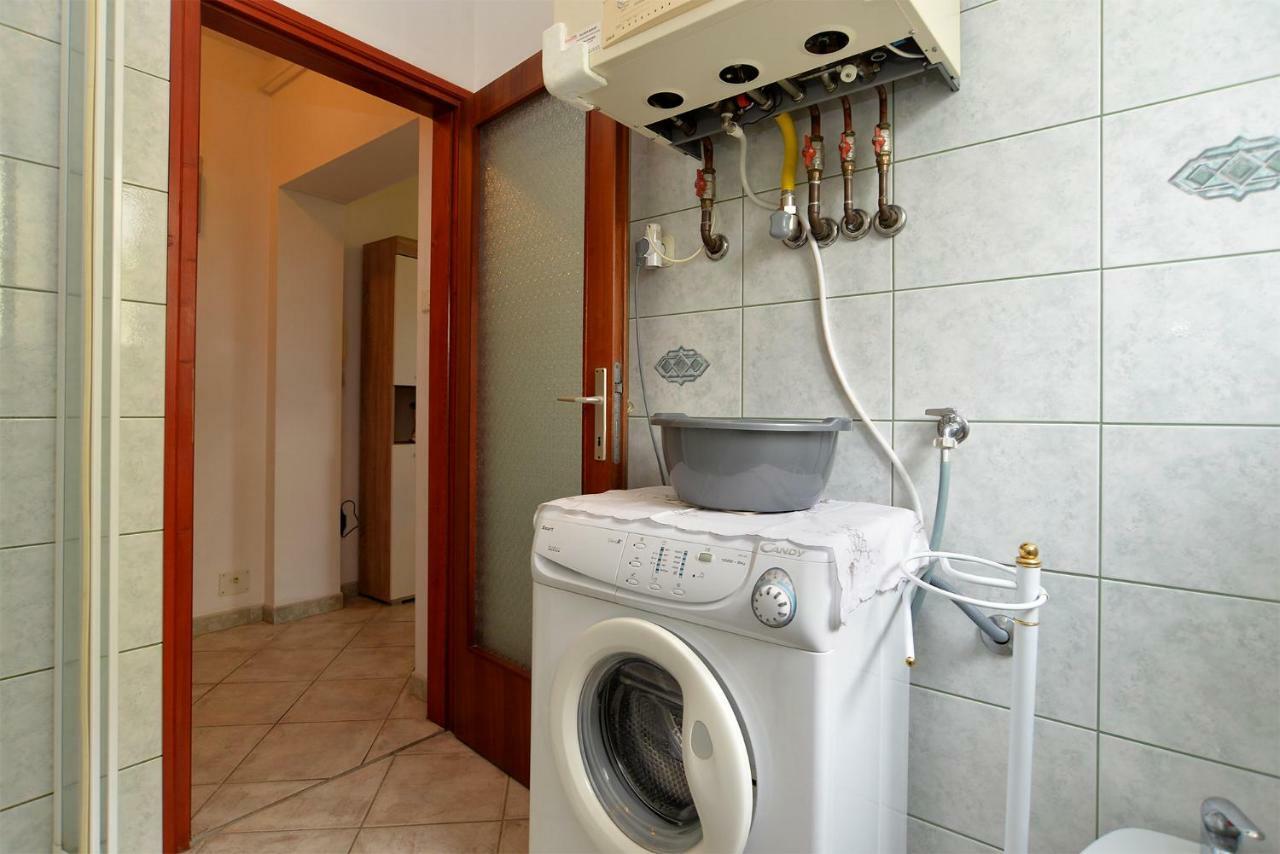 Pool Apartments 624 プーラ エクステリア 写真