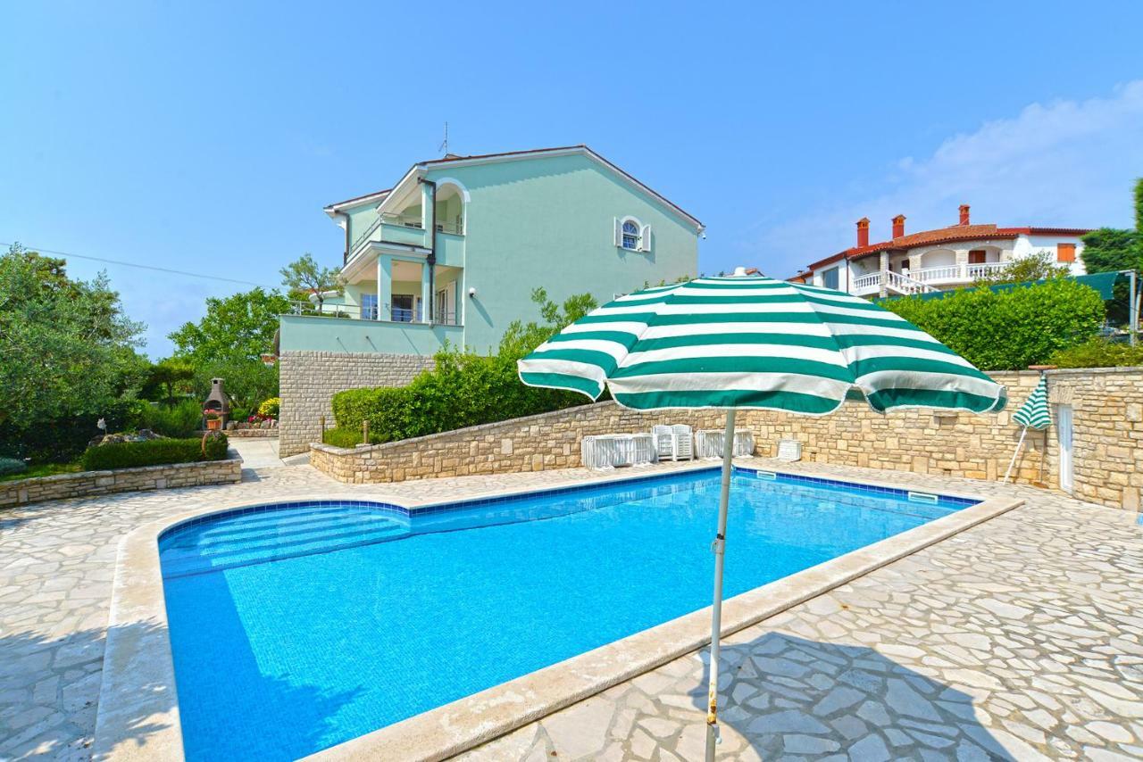 Pool Apartments 624 プーラ エクステリア 写真