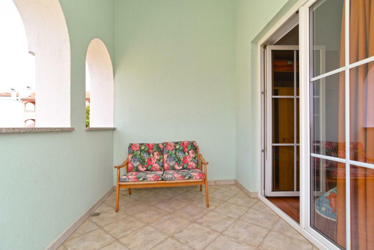 Pool Apartments 624 プーラ エクステリア 写真