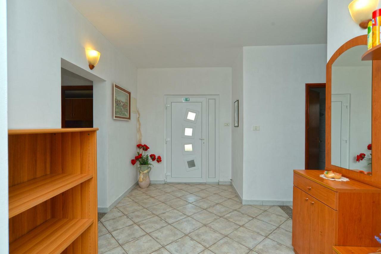 Pool Apartments 624 プーラ エクステリア 写真