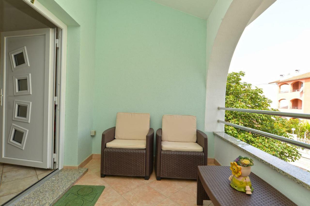 Pool Apartments 624 プーラ エクステリア 写真