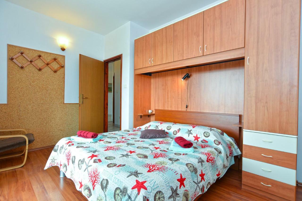 Pool Apartments 624 プーラ エクステリア 写真