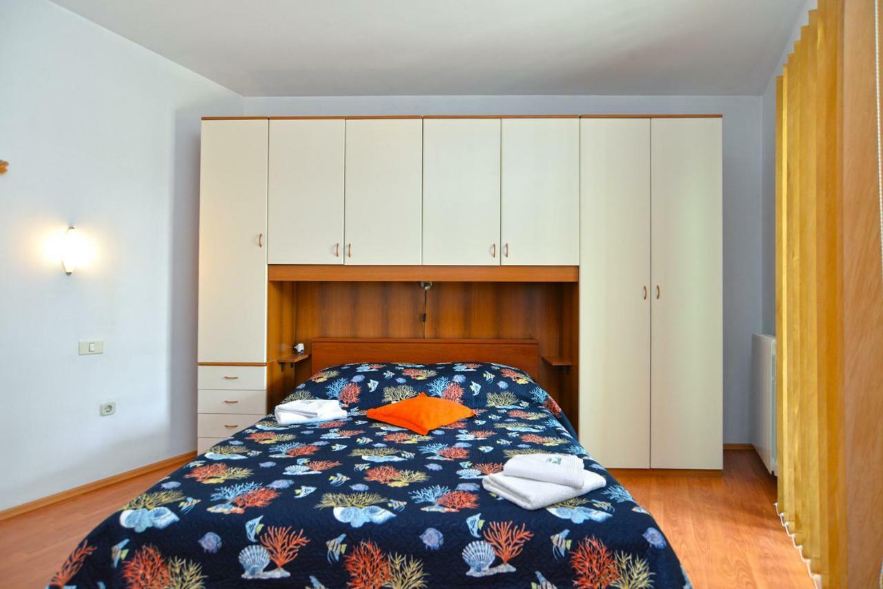 Pool Apartments 624 プーラ エクステリア 写真