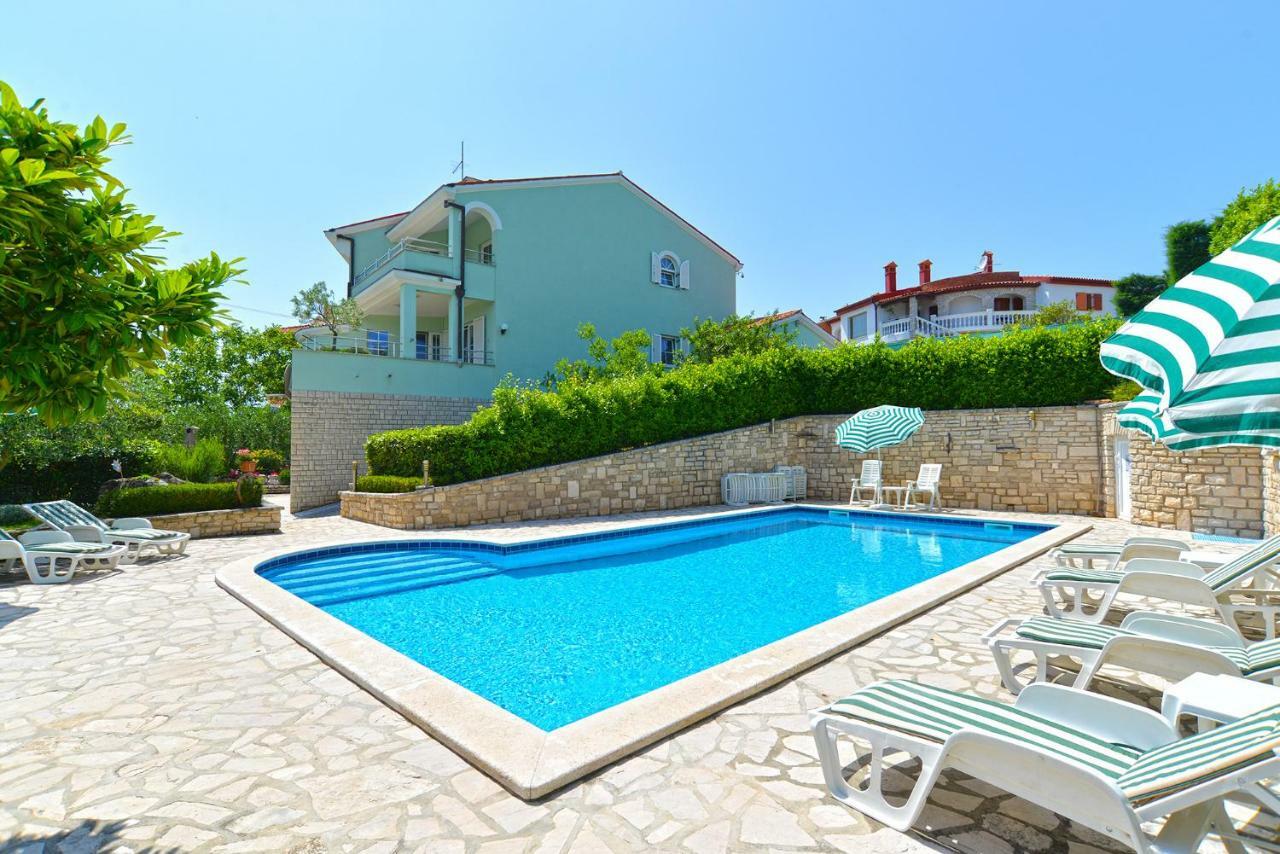 Pool Apartments 624 プーラ エクステリア 写真